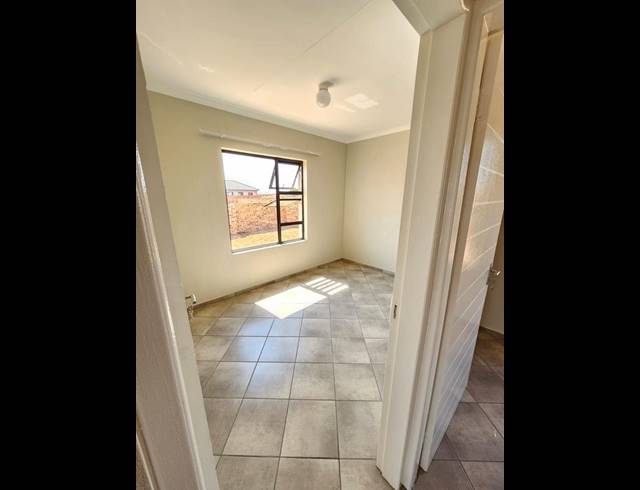 2 BEDROOM HOUSE FOR SALE IN KLIPPOORTJIE